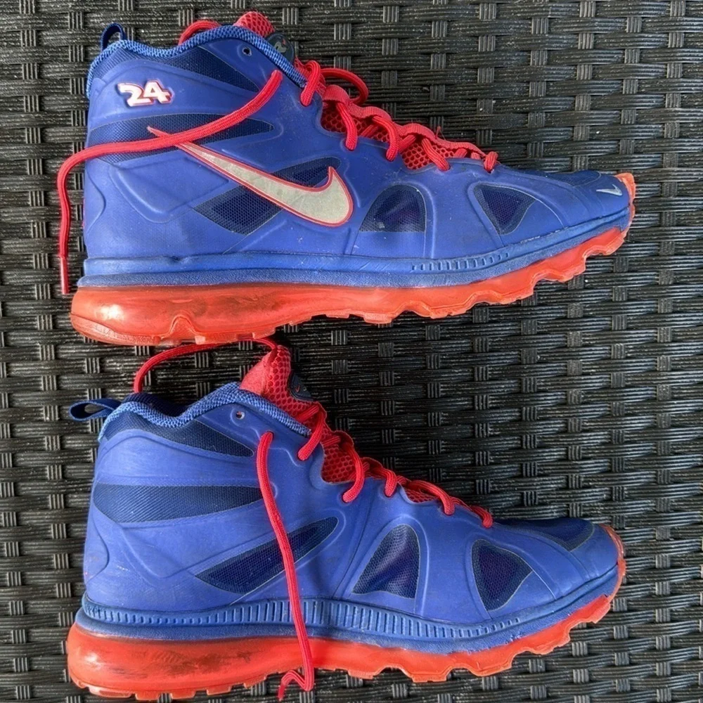 Nike Air Max Ken Griffey Fury Jackie Robinson.  Sz 7Y